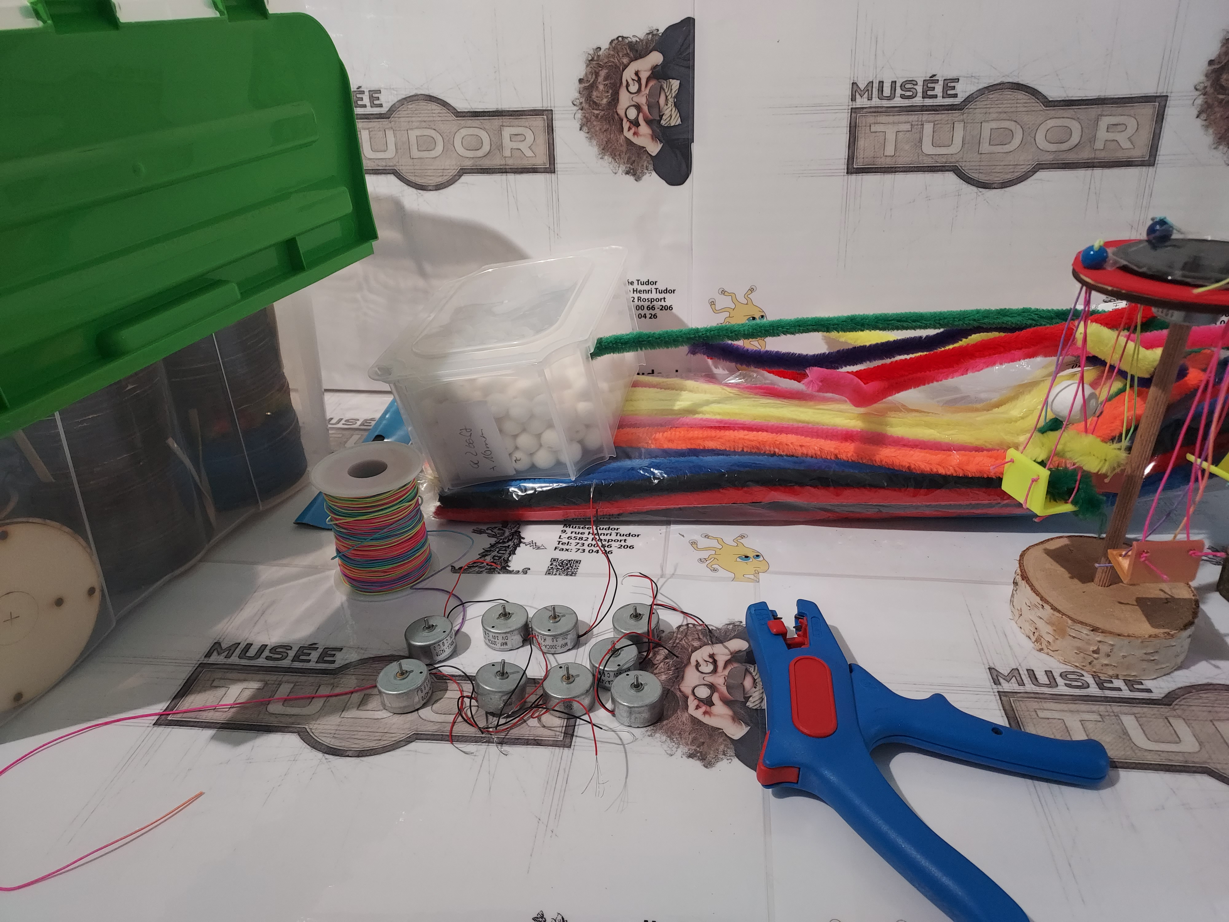 Simple Electric Circuits Workshop project image